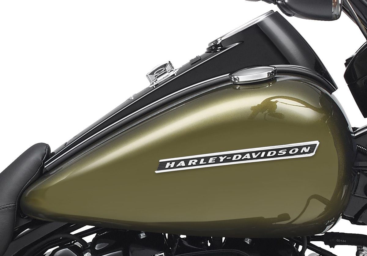 14100835 Harley Davidson Tank Medallion Left For Flhrxs Flhxs Fltrxs 17 Later At Thunderbike Shop