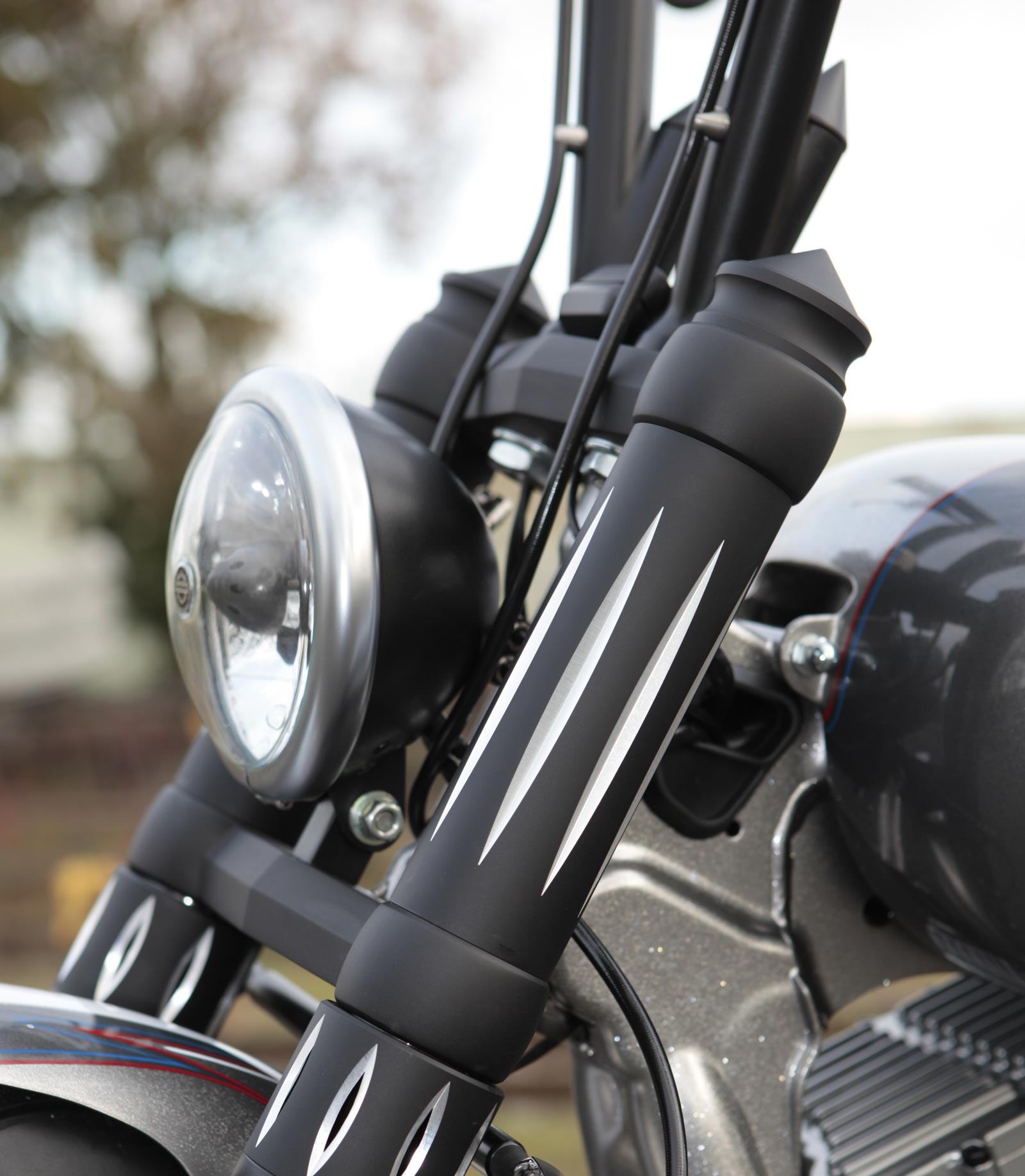 Harley Custom Bates Style Scheinwerfer Headlamp blue lens  5 3/4 " H4 EC-appr.
