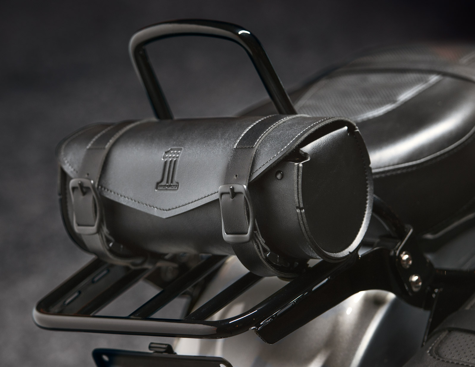Black Details about   Harley-Davidson 39 Pocket Bar & Shield Logo Industrial Strength Tool Bag 