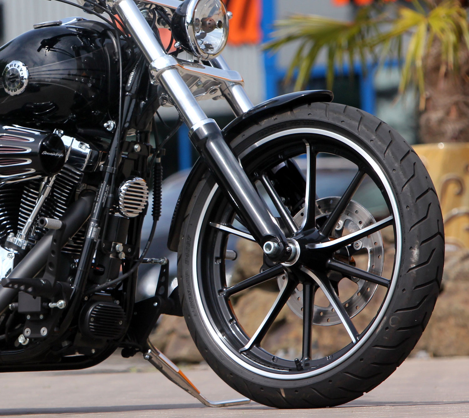 Harley Davidson Breakout Gabelstandrohre